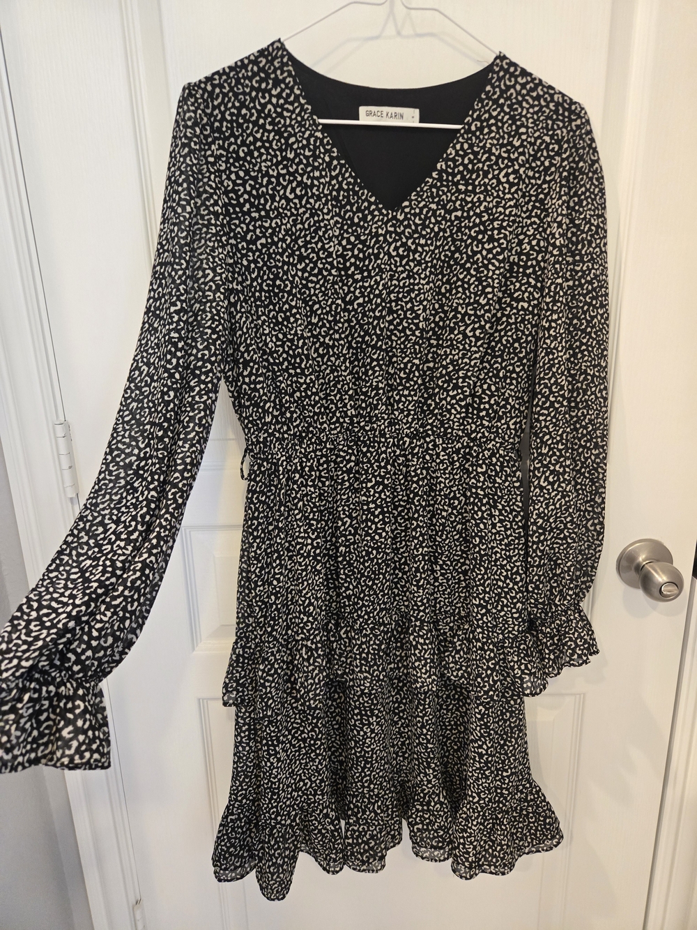 Grace Karin Black & White Printed V-Neck Tiered Dress